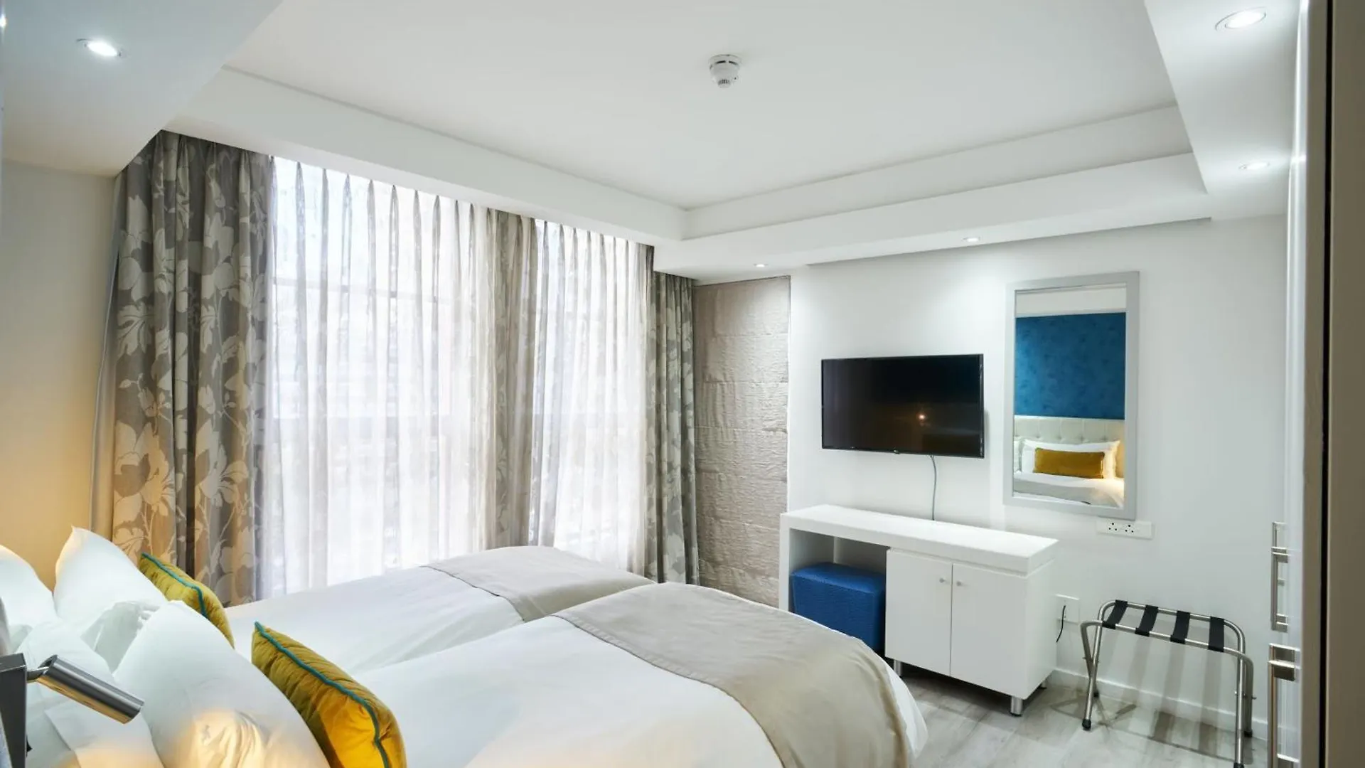 Protea Hotel By Marriott Cape Town North Wharf