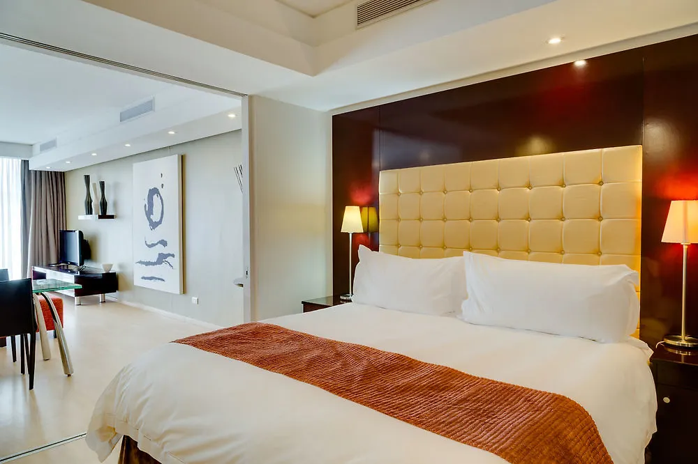 Protea Hotel By Marriott Cape Town North Wharf